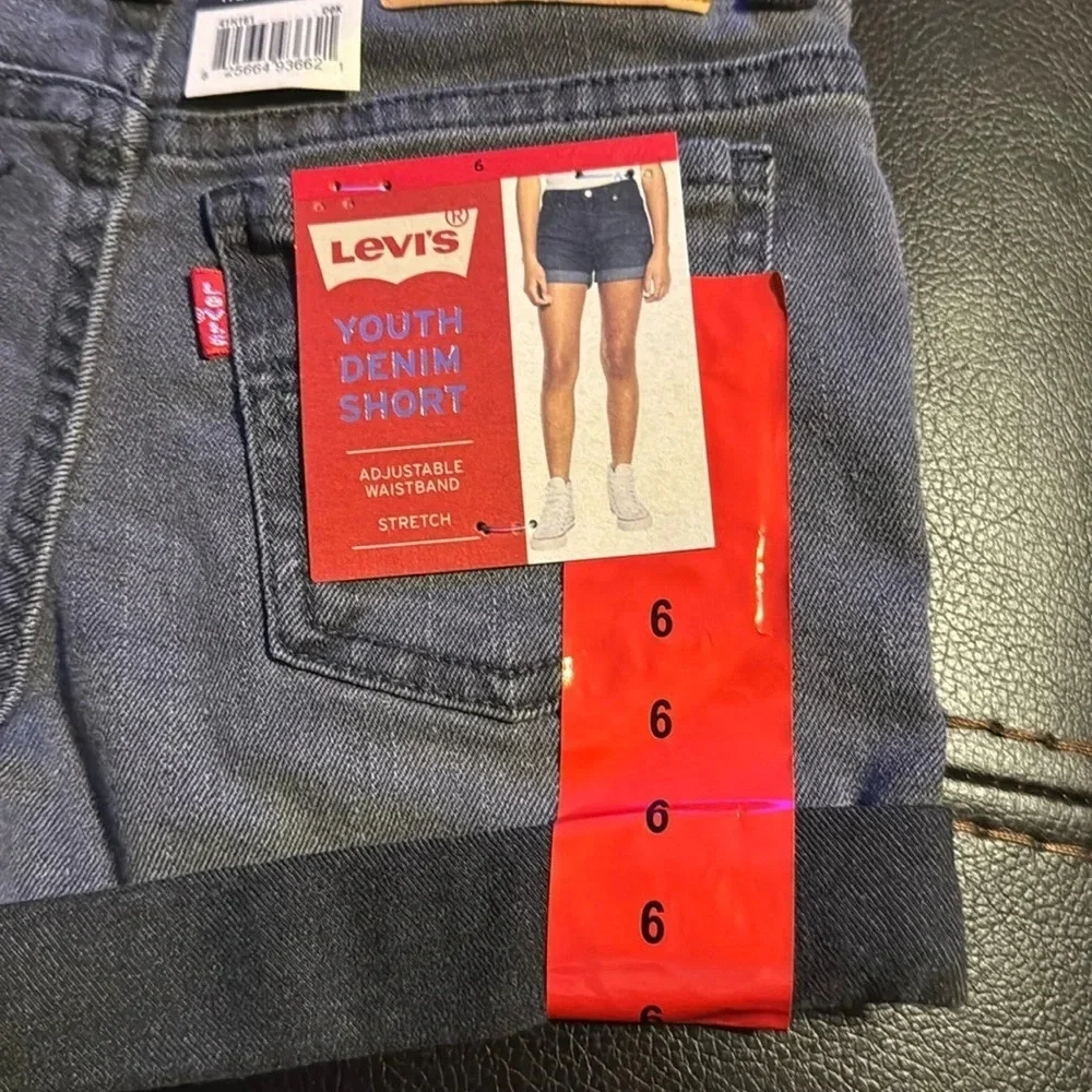 Levis black& gray